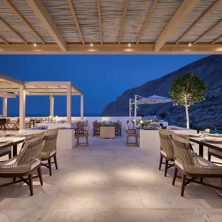 Sandblu Resort Kamari (Santorini)
