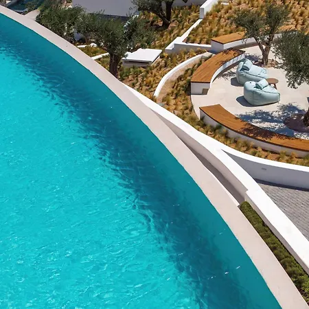 Sandblu Resort Kamari (Santorini)