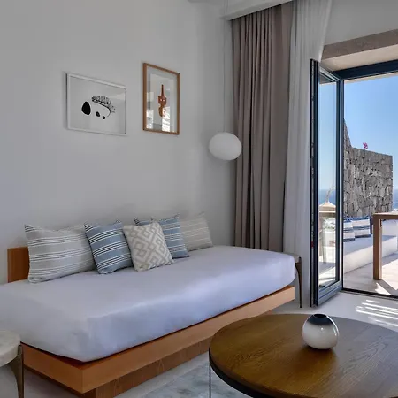Sandblu Resort Kamari (Santorini)
