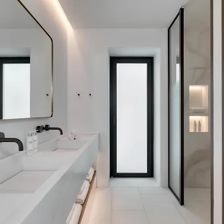 Sandblu Resort 5*